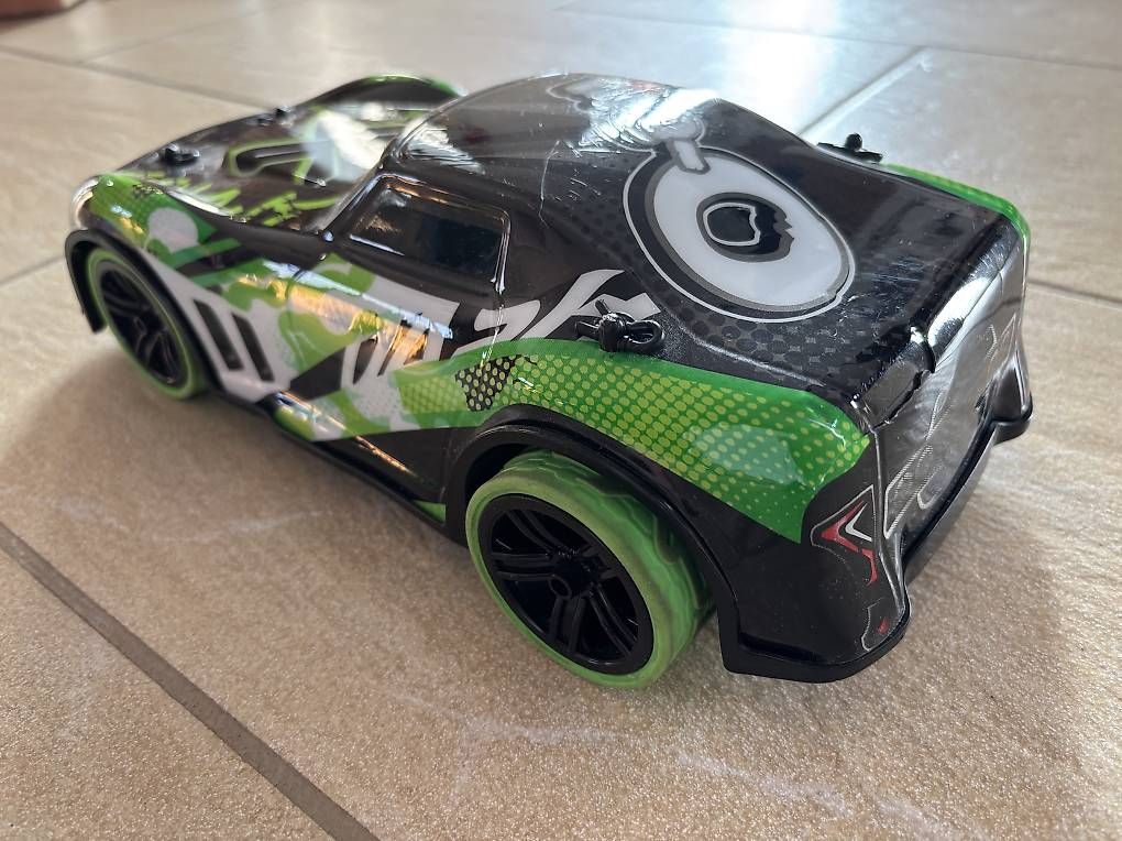 Modellismo RC: Voiture télécommandée silverlit exost – Usato da Ogens venduto da ced_qn5v 3