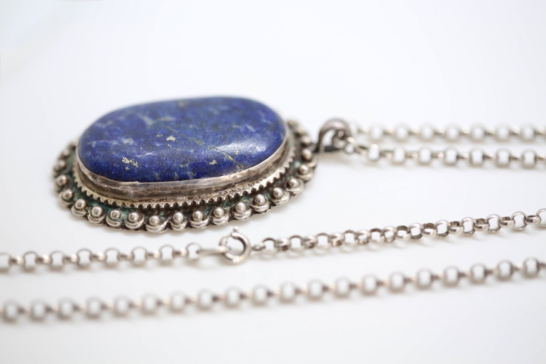 Catenine: Silberkette mit Lapis Lazuli Anhänger – Usato da Reinach BL venduto da Han-Numismatik 4