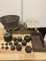 Antike Waage 10 kg mit Gewichten und Zubehör gebraucht