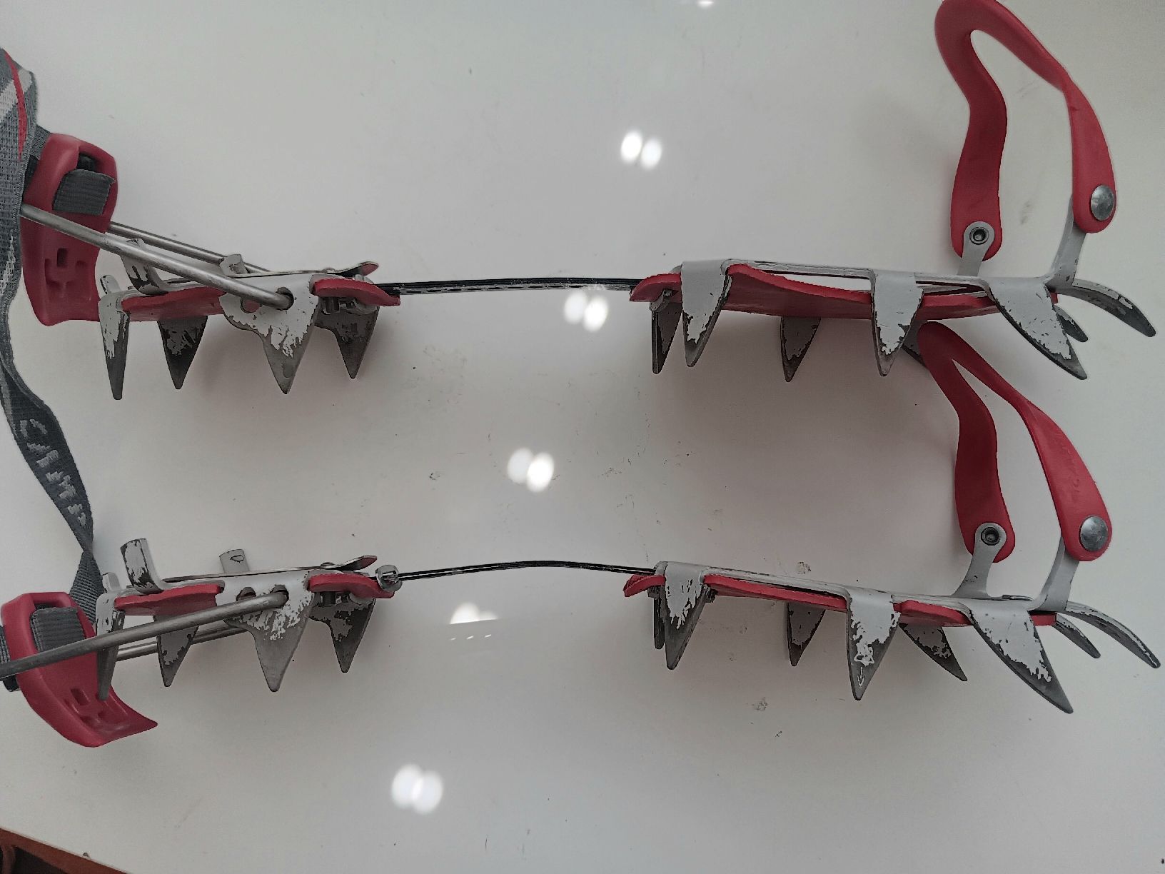 Autre équipement outdoor: Crampons / steigeisen  – D'occasion à Versoix par lpid69 1