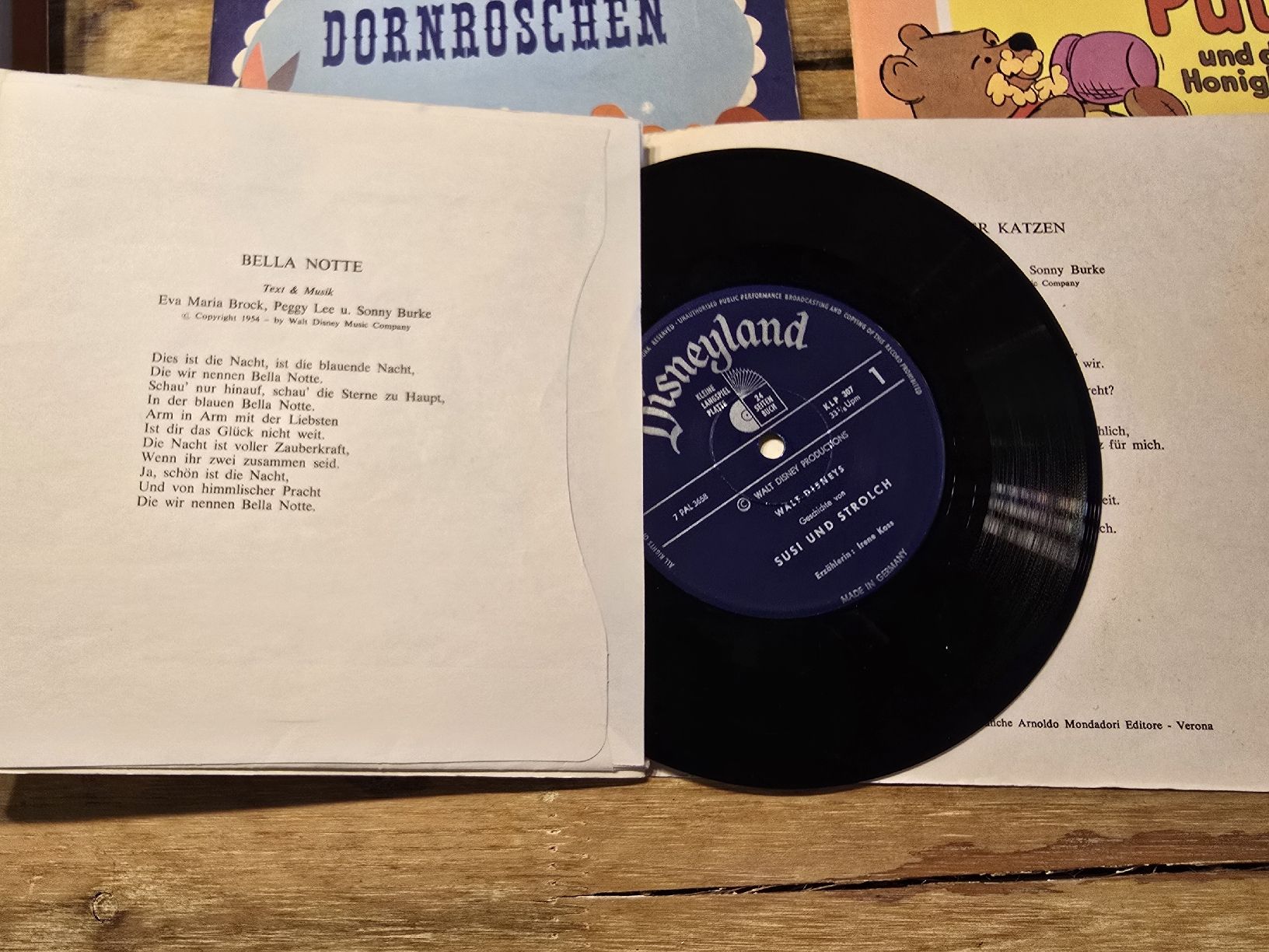 Schallplatten: Antike Tonbuch/Schallplatten Sammlung von Disney  – Gebraucht aus hinwil von Perlinchi 4
