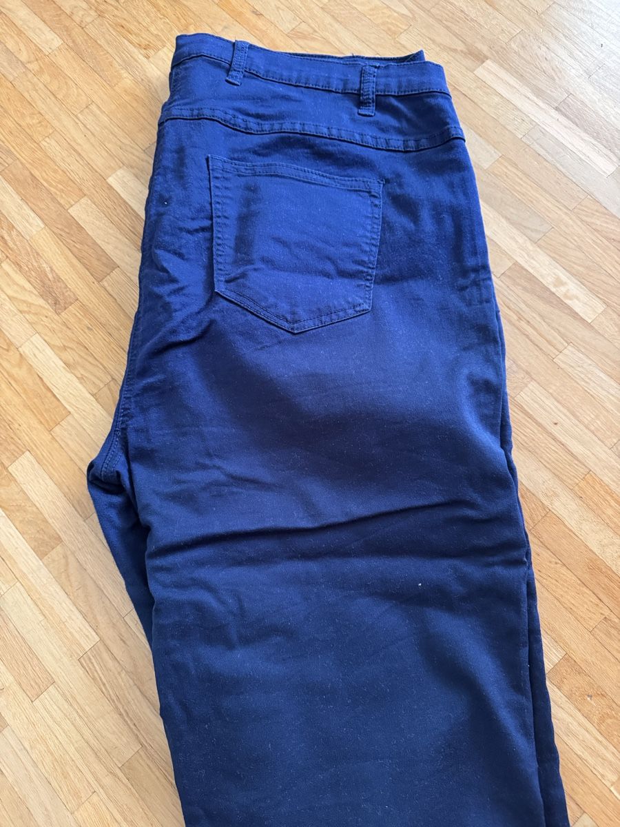 Hosen: Caprihosen bpc  Collection dunkelblau Grosse 50 – Gebraucht aus Zürich von Frevia 2