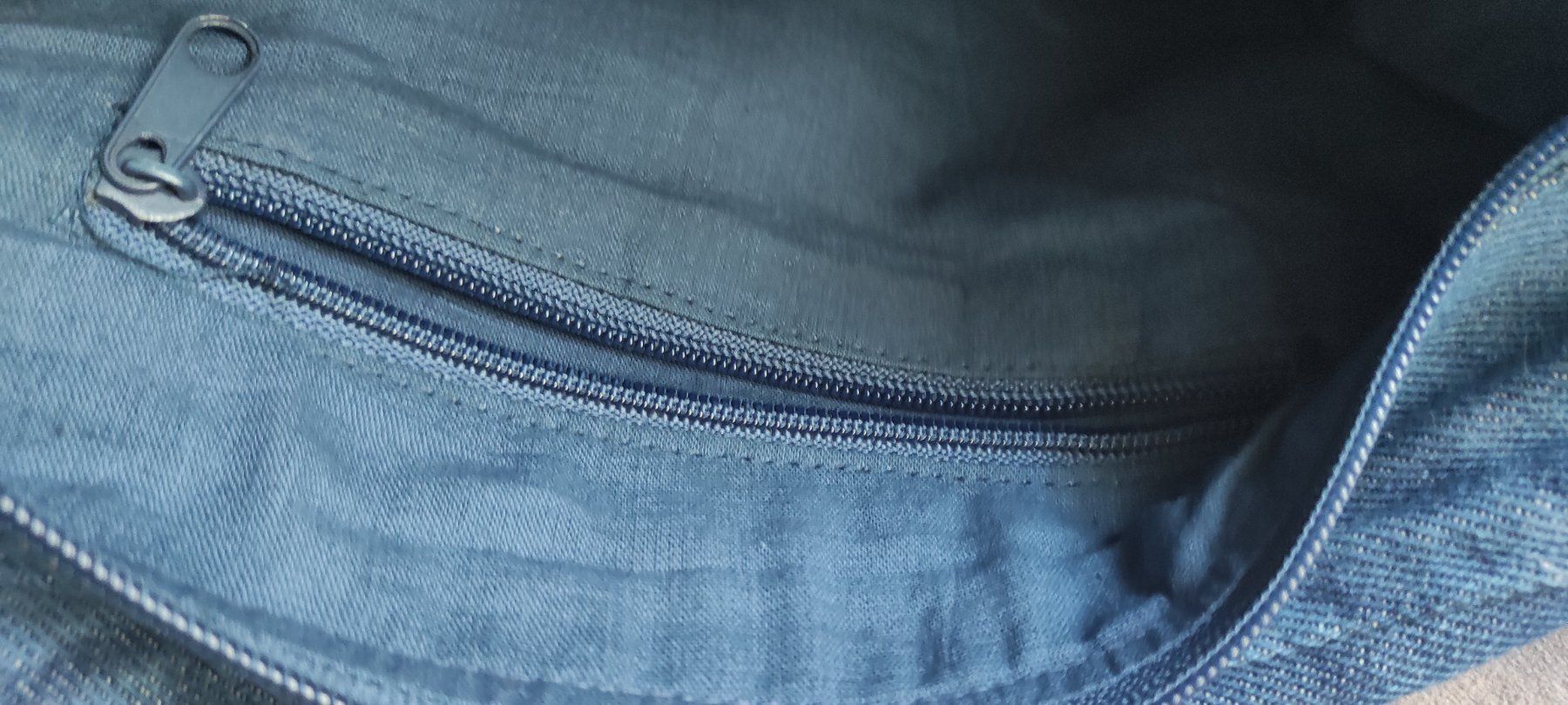 Borse da donna: Große Jeans-Umhängetasche – Usato da Neuhausen am Rheinfall venduto da noelle0810 4