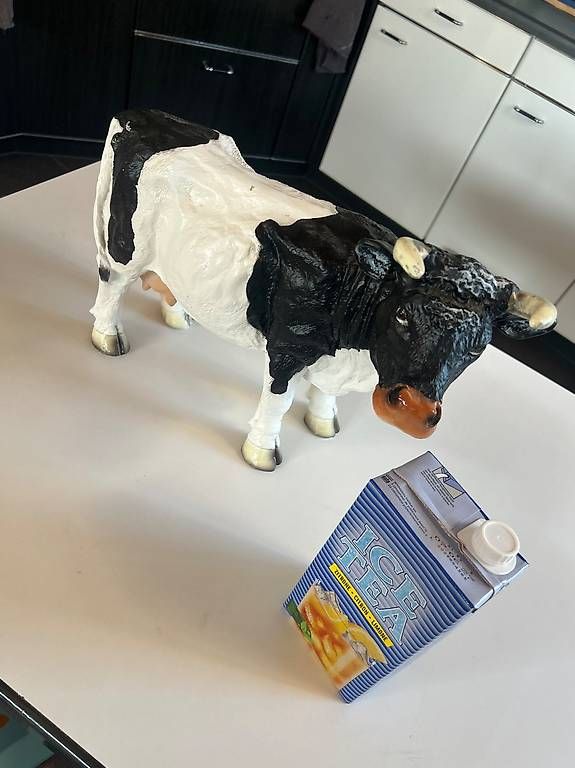 Figuren: Grande figurine de vache – Gebraucht aus Uvrier von dan_kk2z