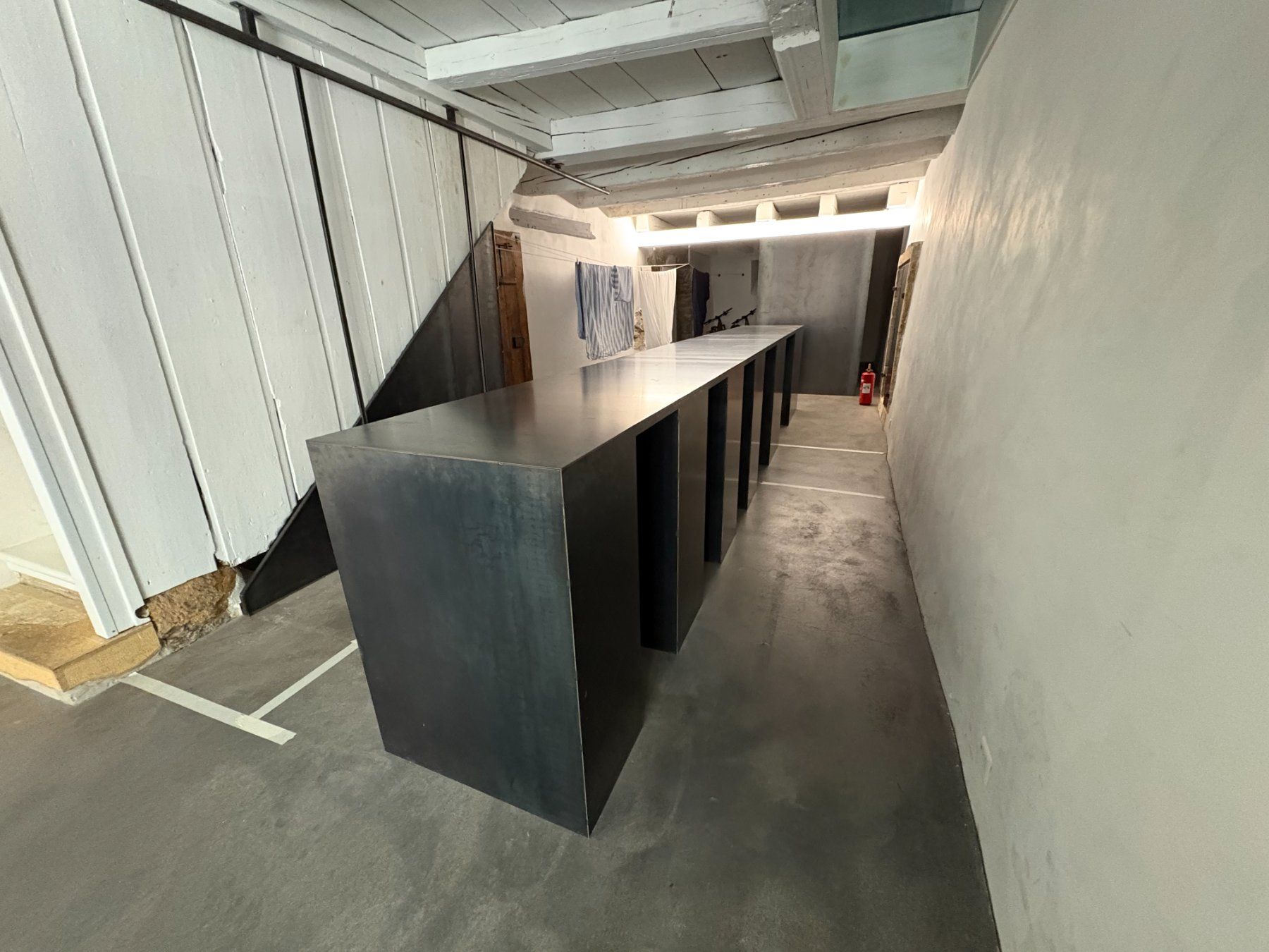Garderobe: Stahlmöbel – Gebraucht aus Aarau von Roni.5000 2