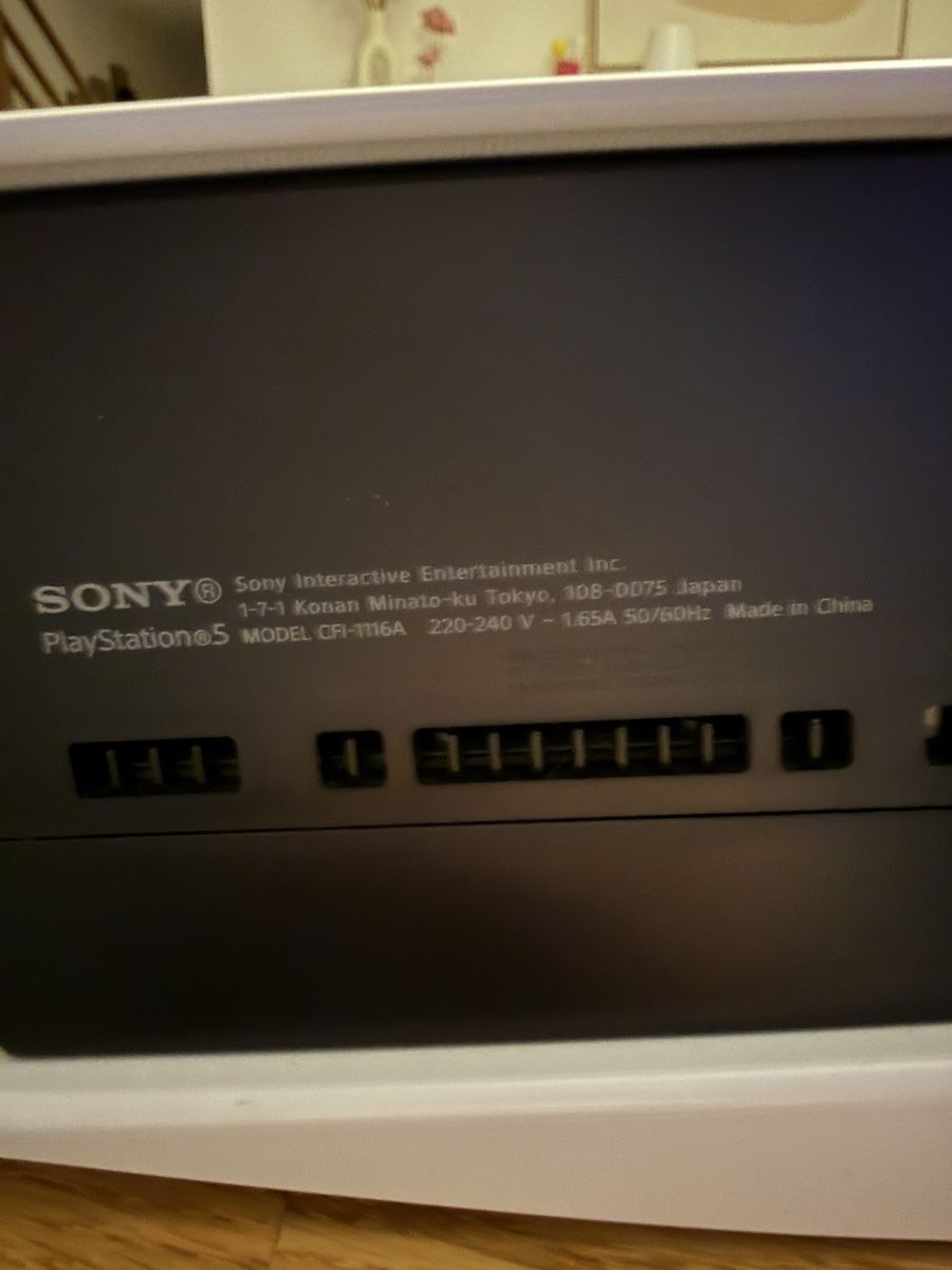 Sony Konsolen: PS5 Konsole Disc Version + 1 Game – Gebraucht aus Othmarsingen von Huschel3 4