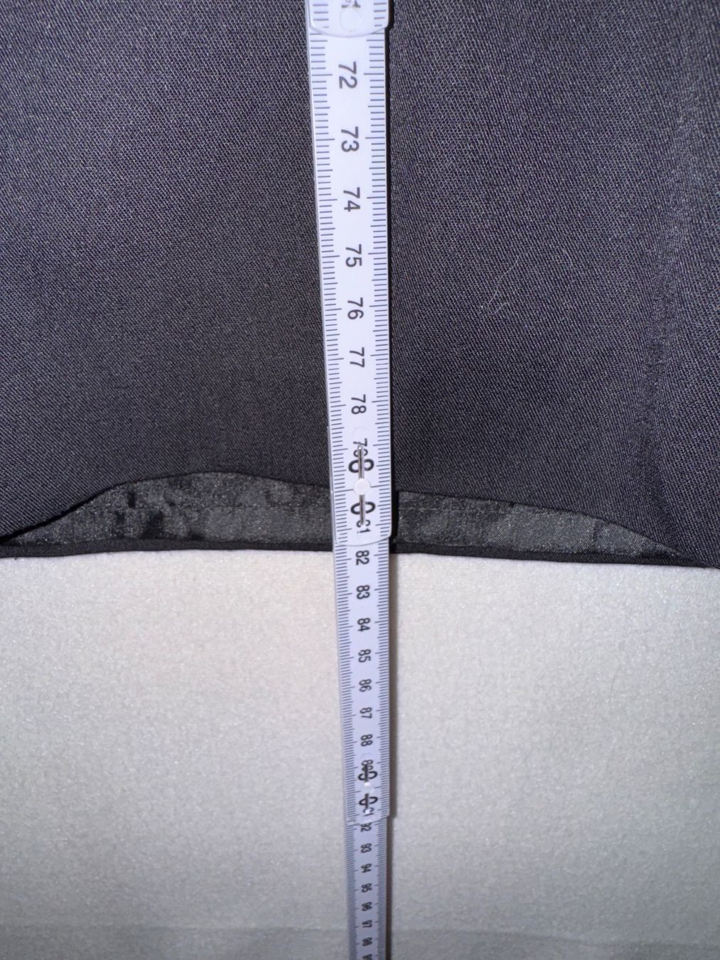 Vestiti: Schwarzes Etuikleid ca Gr. M – Usato da Grosswangen venduto da SALE_SALE_SALE 5