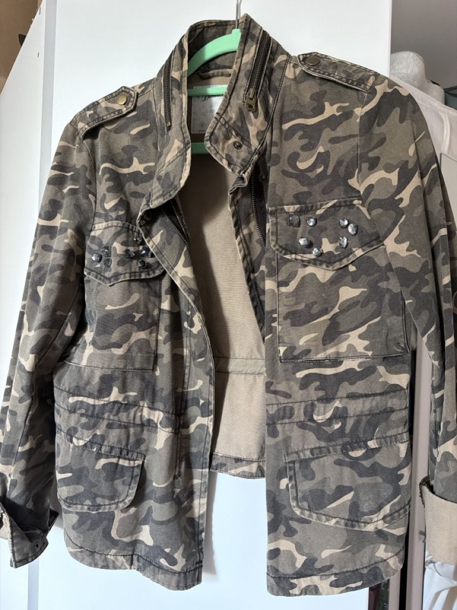 Giacche: Damen Jacke Camouflage Gr 38 – Usato da Luzern venduto da Lalinja