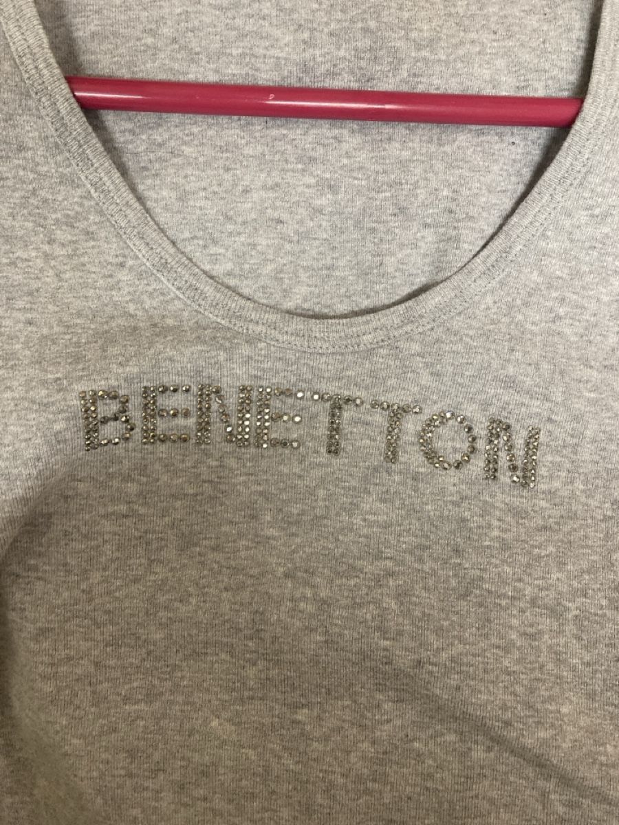 Benetton T-shirt: T-Shirt grau – Usato da Urtenen-Schönbühl venduto da alessibas 2