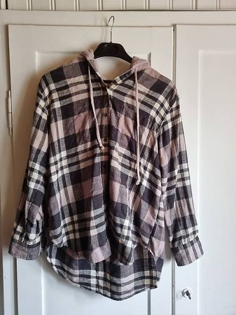 Dünne Jacke