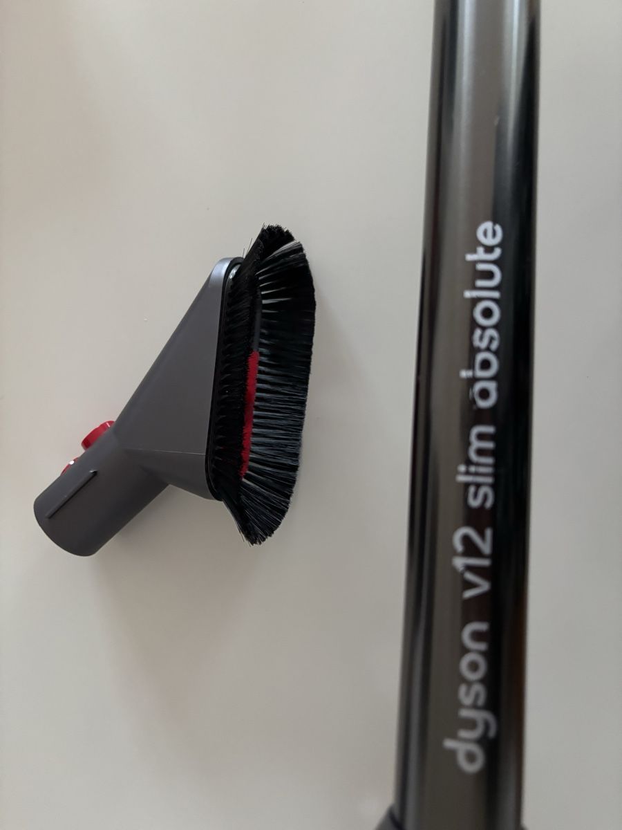 Dyson Aspirapolveri & Accessori: Dyson V12 Slim Absolute Bürstenaufsatz neu – Nuovo (secondo la descrizione) da Uetikon am See venduto da Kunbaba