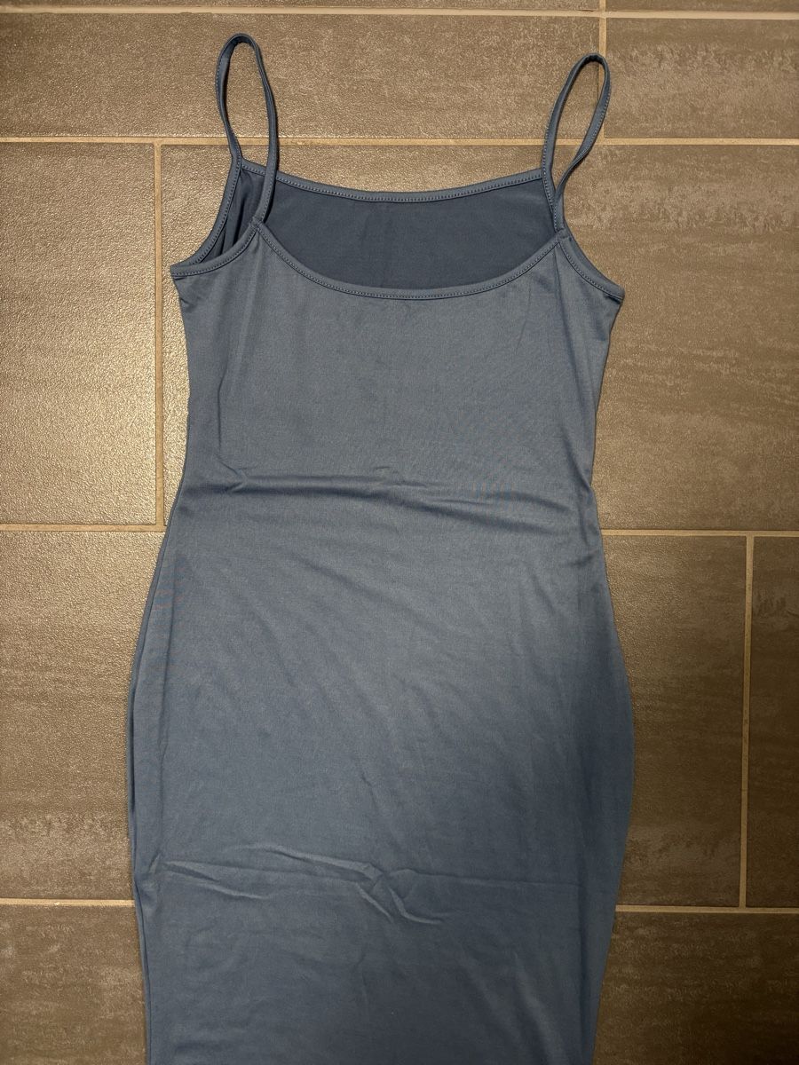 Vestiti: Langes figurbetontes Maxikleid S – Usato da Rümlang venduto da svent 2