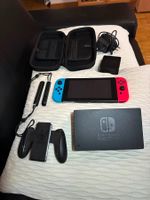 Nintendo Switch Konsole mit Zubehör und Tasche