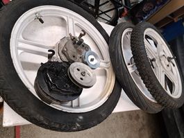 Diverse Piaggio Bestandteile (Räder)