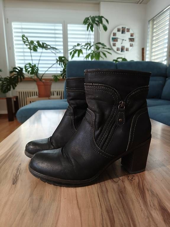 Chaussures femmes: Stiefel – D'occasion à Kaisten par lys_zzy8