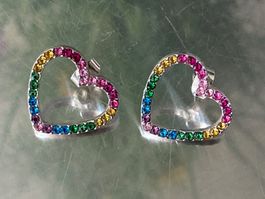 Boucles d'oreilles coeur multicolores neuf