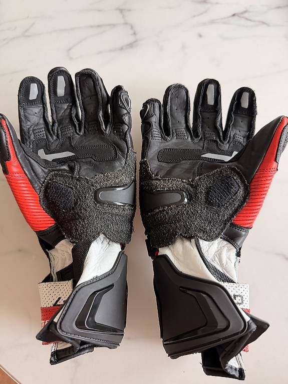 Guanti & manicotti: Gimoto Handschuhe M – Usato da Kriens venduto da R98K 1