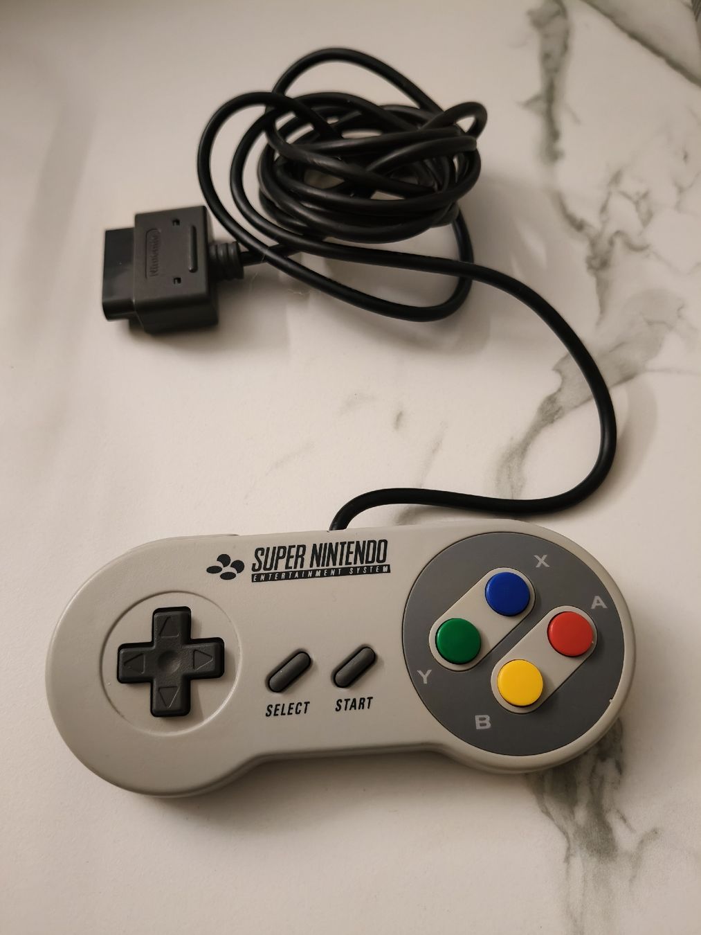 Nintendo Controller: Original Super Nintendo Controller - Guter Zustand! – Usato da Oensingen venduto da ece_8k7q 2