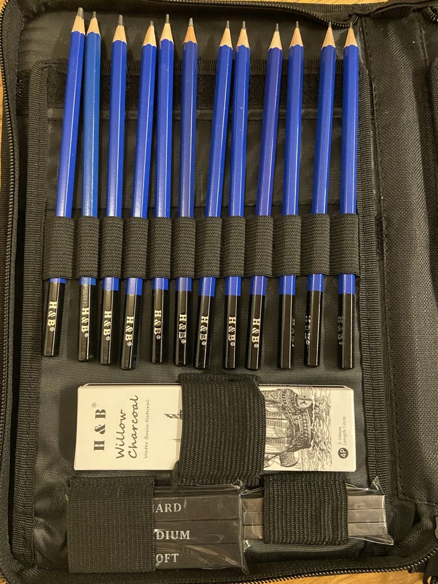 Matite, matite colorate & gessi: H&B Skizzierstift Set, 72-teilig, Neu! – Nuovo e nell'imballaggio originale da Rothenburg venduto da schmettervogel 1