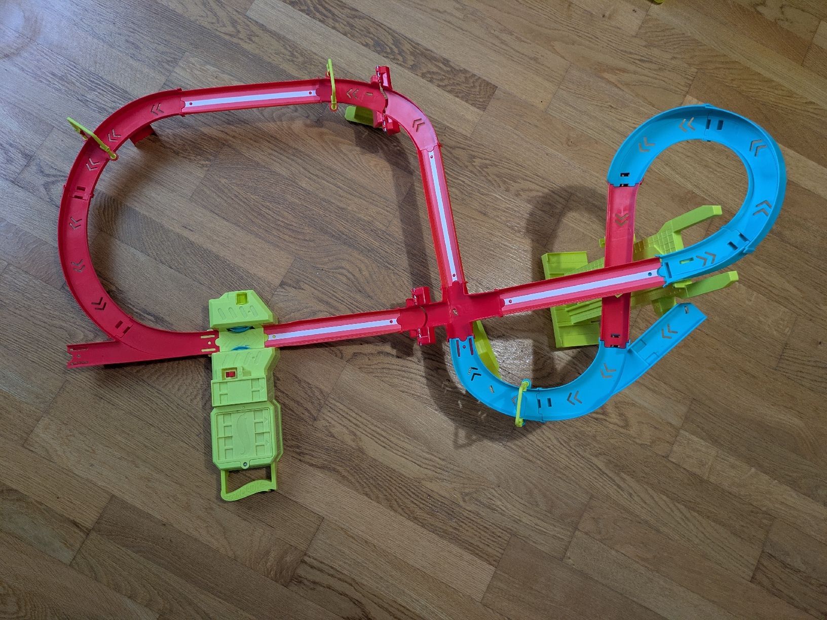 Hot Wheels Giocattoli: Hot wheels  – Usato da Frieswil venduto da hosme1988