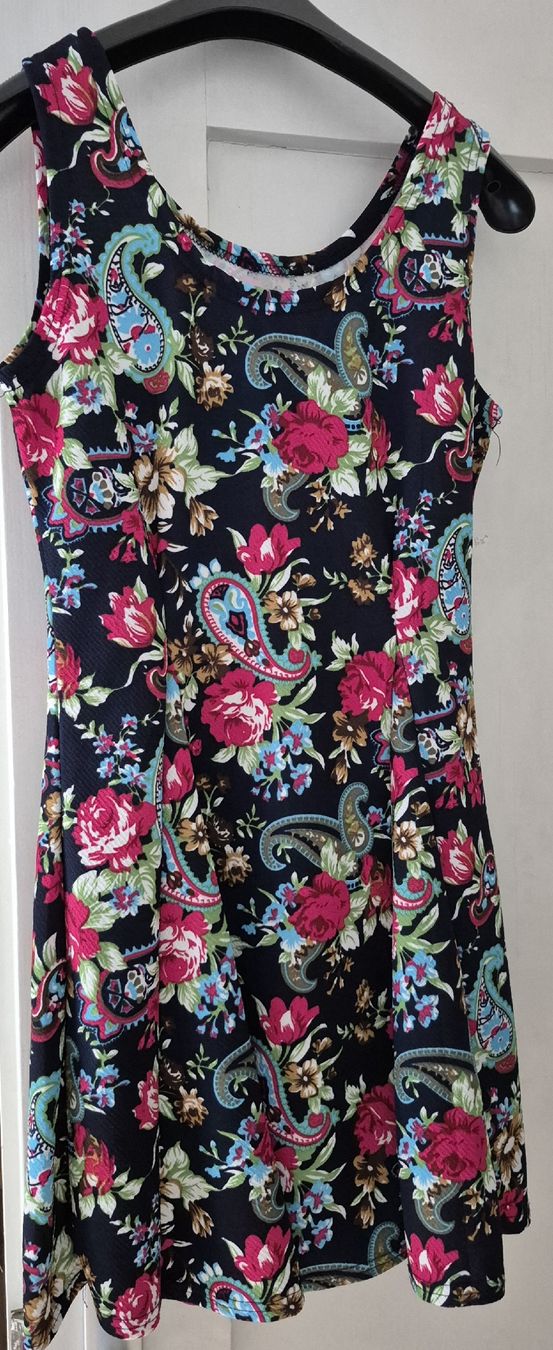 Puma Maillots de bain & Bikinis: Puma Badeanzug M, Kleid mit Blumen ca: S – Neuf (Voir description) à Adliswil par cha_fq9f 5