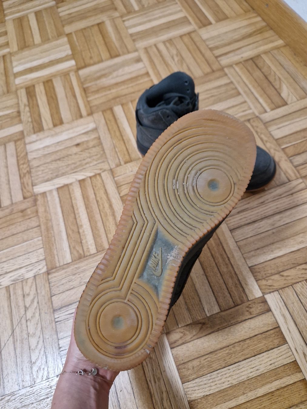 Scarpe da uomo: Nike Sneaker Grösse 39 – Nuovo (secondo la descrizione) da Dübendorf venduto da lavlo 3