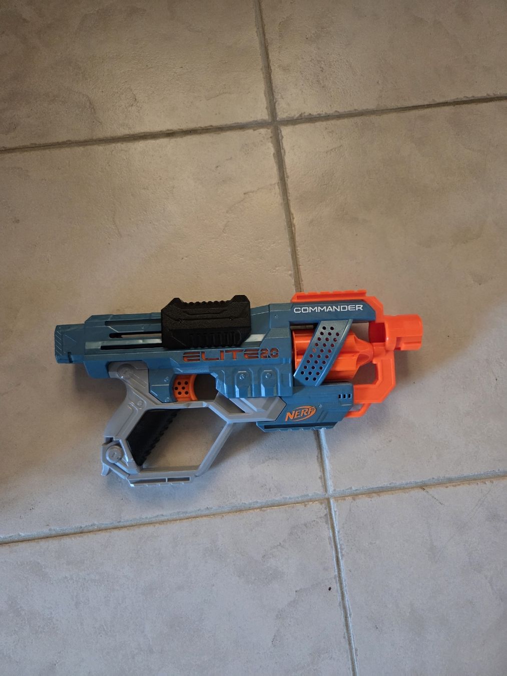 Nerf Giocattoli: Nerf Elite 2.0 Commander RD-6 Blaster - Top Zustand! – Usato da Urtenen-Schönbühl venduto da Fiore_13