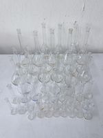 Konvolut 50 Messkolben Klasse A – 25 bis 500 ml
