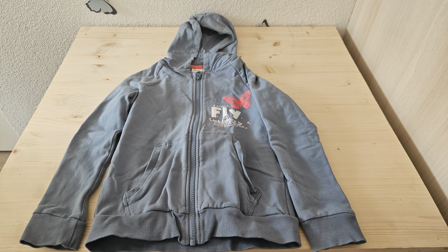 Name It Giacche & Cappotti: Name it! Mädchen Sommer Zip-Jacke, Grösse 122-128 – Usato da Escholzmatt venduto da _die_Kaempferin