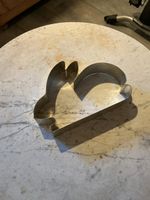 Backform Hase, Metall, guter Zustand 