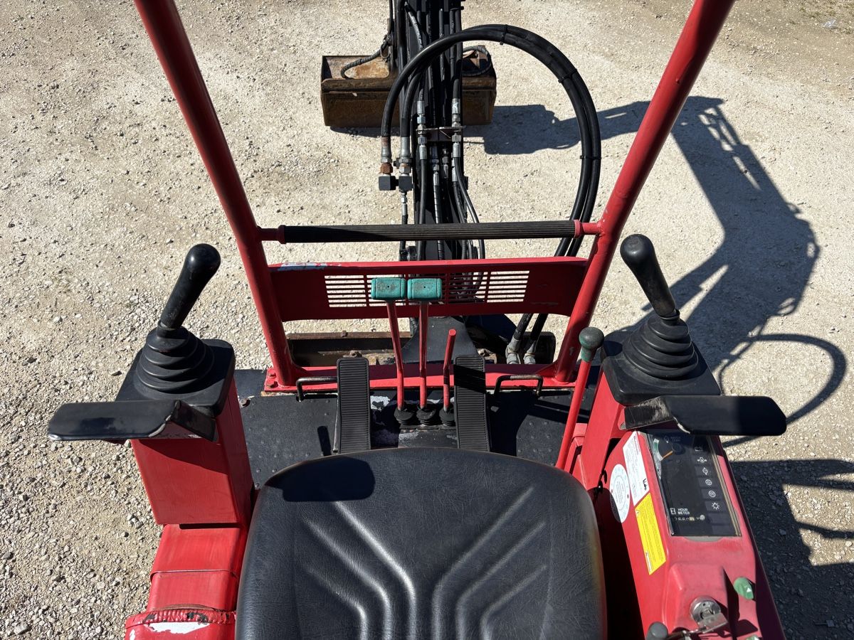 Takeuchi Escavatori: Bagger Takeuchi TB015 / 1,5t – Usato da Courgevaux venduto da Querly 6