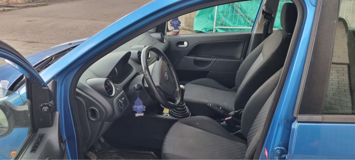 Ford Automobili: FORD Fiesta 1.4 16V – Usato da Bad Zurzach venduto da Nur.K 8