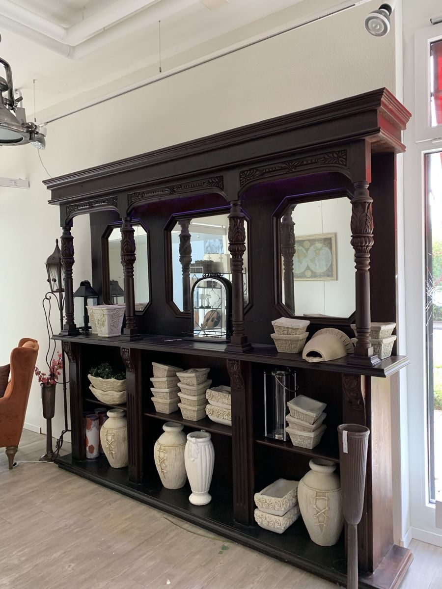 Vetrine: Vintage Holzvitrine gross – Usato da Wallisellen venduto da kingschair 1