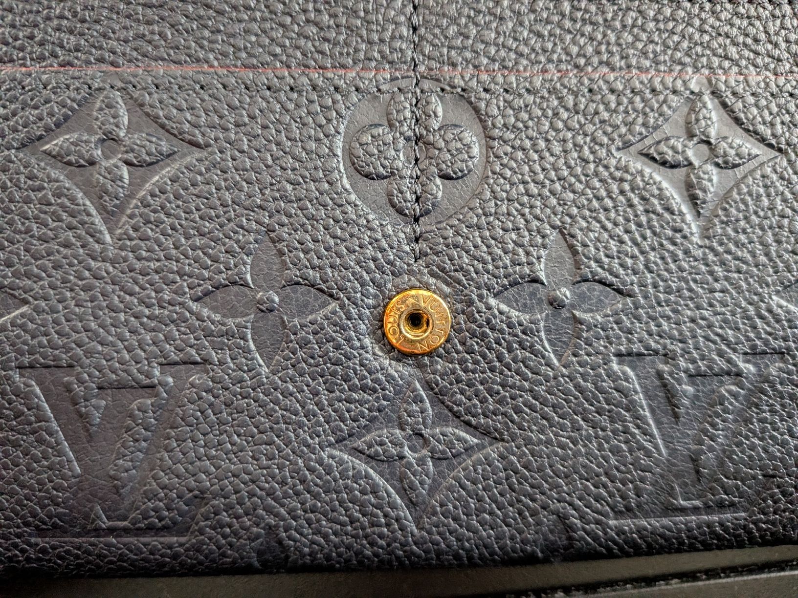 Louis Vuitton Portamonete: Louis Vuitton Sarah Leather Wallet – Usato da Morges venduto da dhi_y2qk 8