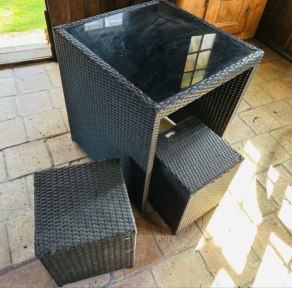 Tische: Tisch Rattan – Gebraucht aus Biezwil von Suter389
