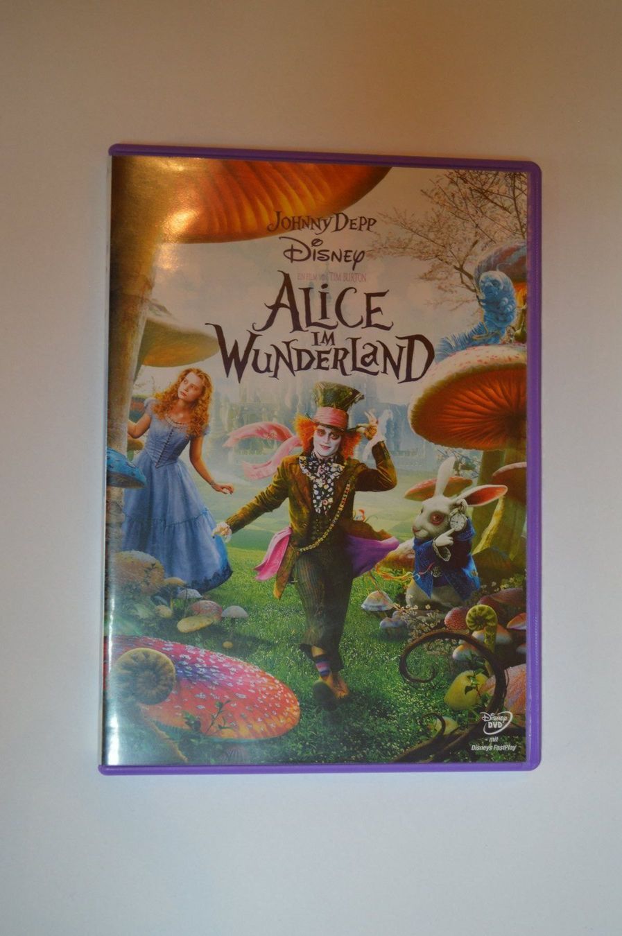 Tutti i DVDs: Alice im Wunderland – Usato da Amden venduto da Arven-Schmuck