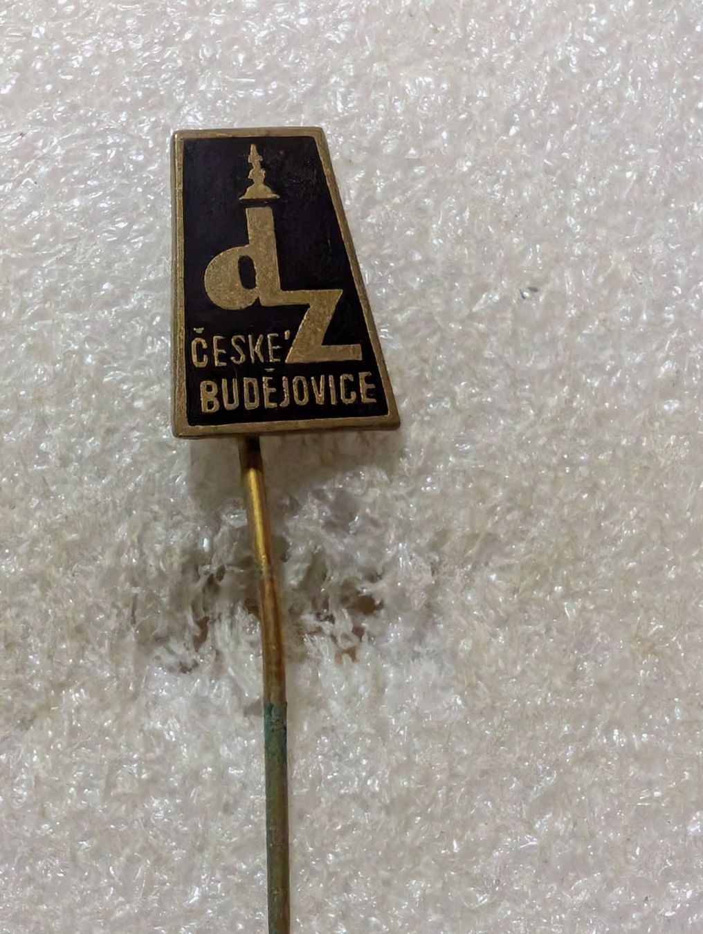 Placchette & Badge: Anstecknadel 39: – Usato da Oppligen venduto da Pin-Fall-Shop