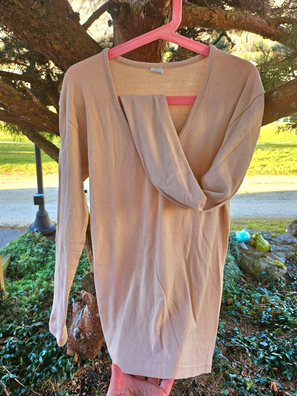 Pulls & Sweat-shirts: Pullover / Top V-Ausschnitt rosa,dehnbar,Gr. 40 – D'occasion à Siblingen par Vany_McDougall
