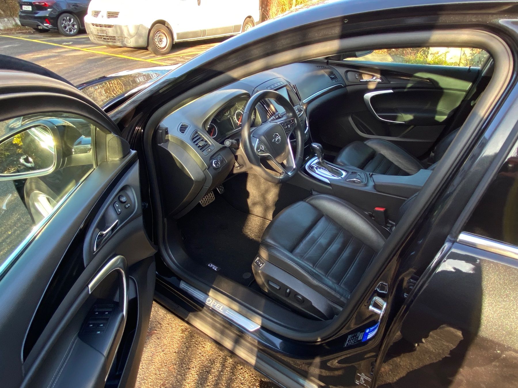 Opel Automobili: Opel insignia – Usato da Dietikon venduto da vet_2g2v 7