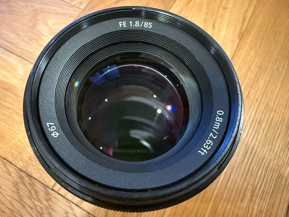 Sony Objektive: Sony FE 1.8/85 SEL85F18 Objektiv E-mount,  Portraitobjektiv – Gebraucht aus Basel von ich-verkauf-dir-was 2