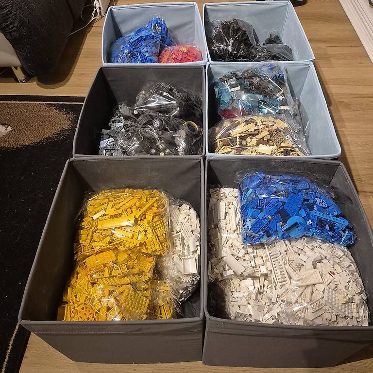 Giocattoli: Lego gemischt und sortiert, ab kg – Usato da Utzenstorf venduto da eli_f9dw