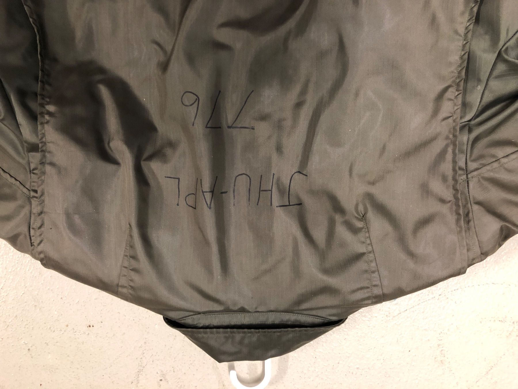 Giacche: Alte Fliegerjacke USAF  1973  C-130 – Usato da Niederuzwil venduto da Mani1979 2