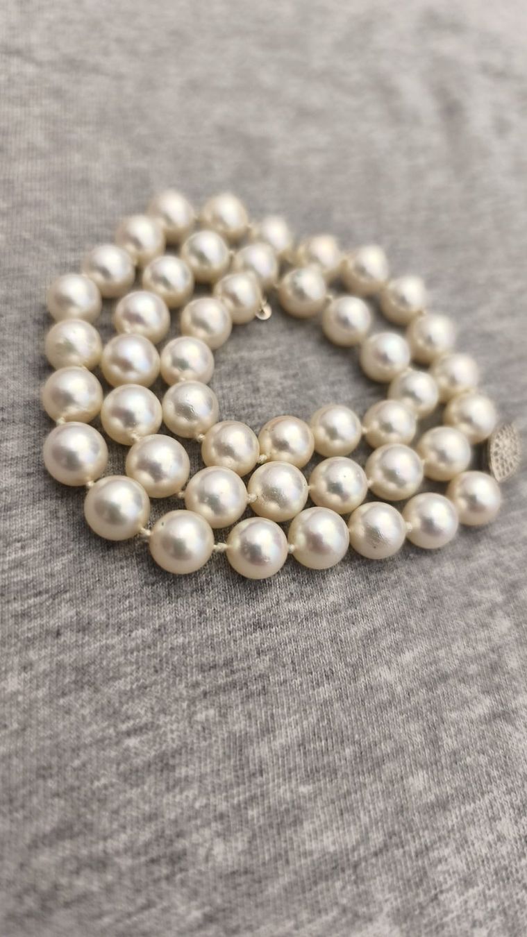 Ketten: Collier de perles fermoir en or blanc – Gebraucht aus Martigny von JeanmarcVS 1