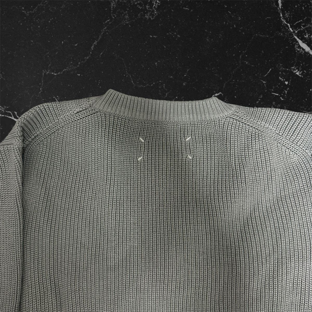 Maison Margiela Pulls & Sweat-shirts: Maison Margiela Pullover Grau Grösse L – Neuf (Voir description) à Frenkendorf par a_1999 2