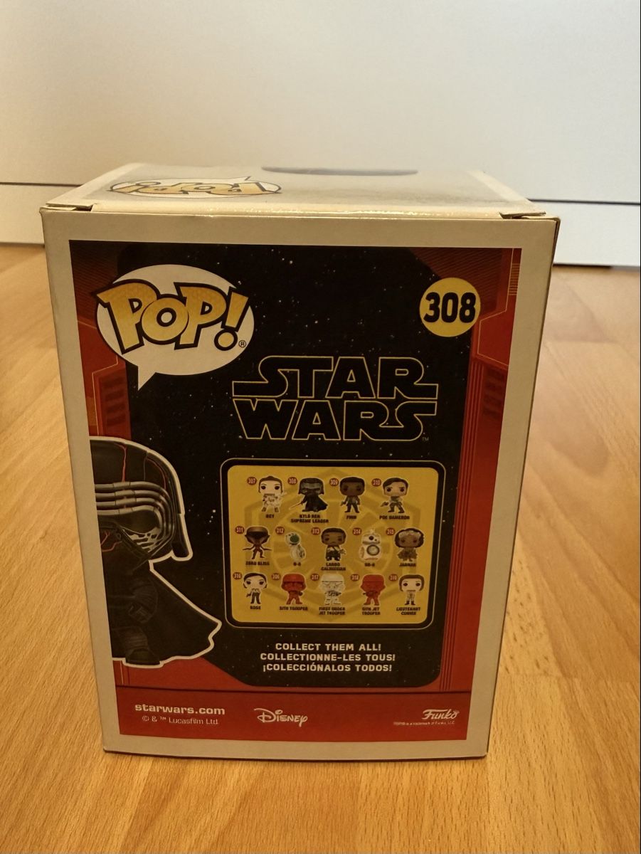 Funko Statuette: Funko Pop Star Wars Kylo Ren 308 – Usato da St-Imier venduto da kas_2srp 1