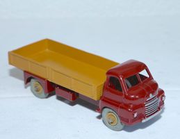 DINKY TOYS BIG BEDFORD REVIDIERT 522
