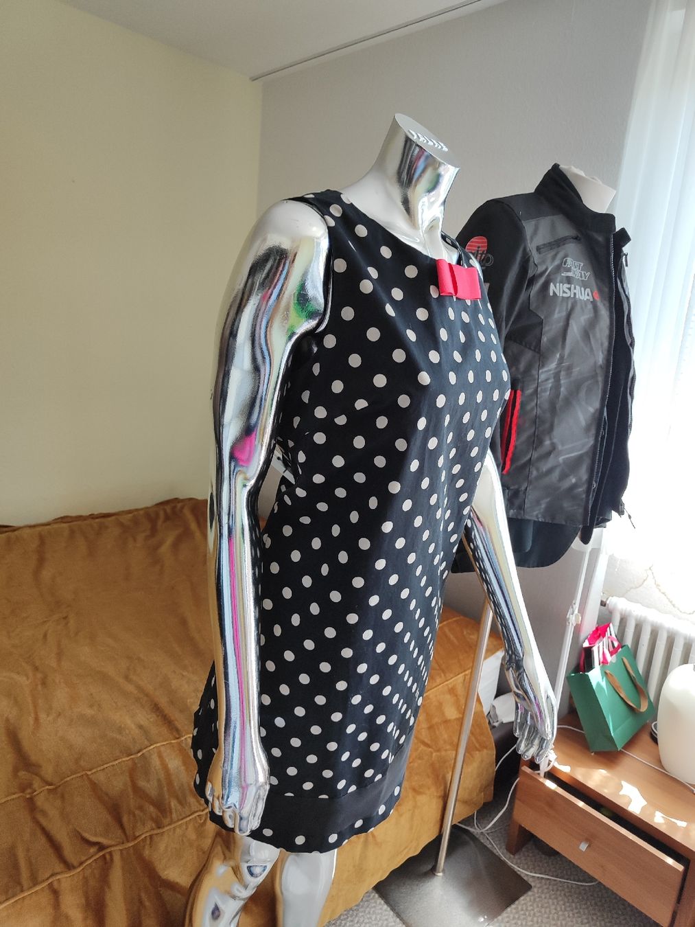 Vestiti: damenkleid gr 42 / 44 – Nuovo (secondo la descrizione) da Langnau am Albis venduto da Judithsebi 1