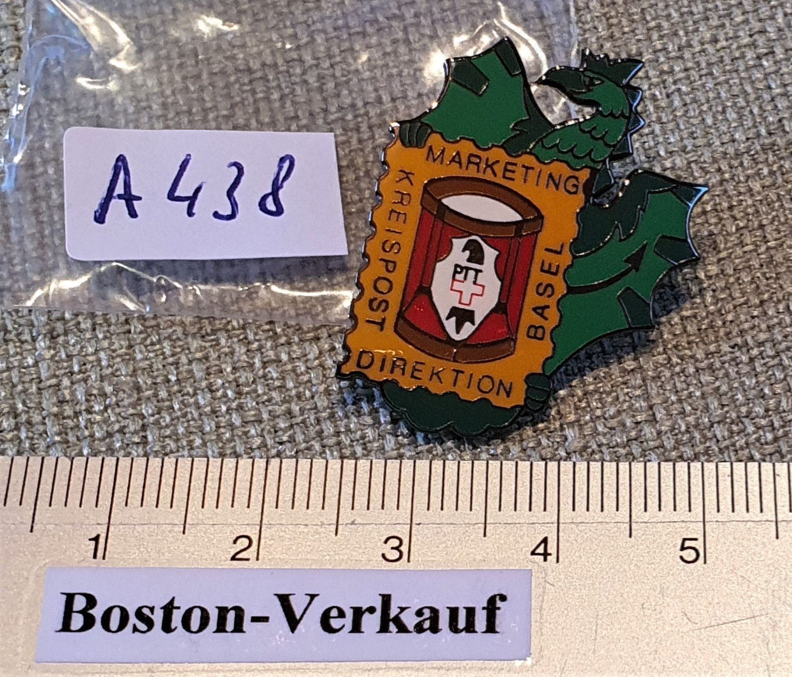 Placchette & Badge: A438 - Pin Basilisk PTT Kreispost Basel – Usato da Reinach BL venduto da Boston-Verkauf 2