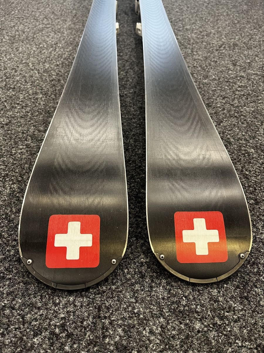 Stöckli Skis: Stöckli Laser SL 160cm – D'occasion à Fehraltorf par jdi_zmf8 1