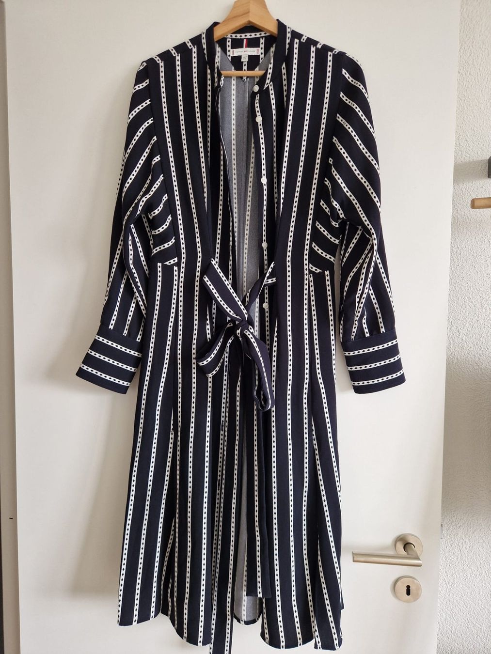 Tommy Hilfiger Vestiti: Tommy Hilfiger Hemdblusenkleid, Gr. 36, Navy gestreift – Nuovo (secondo la descrizione) da Au ZH venduto da lau_tc7h